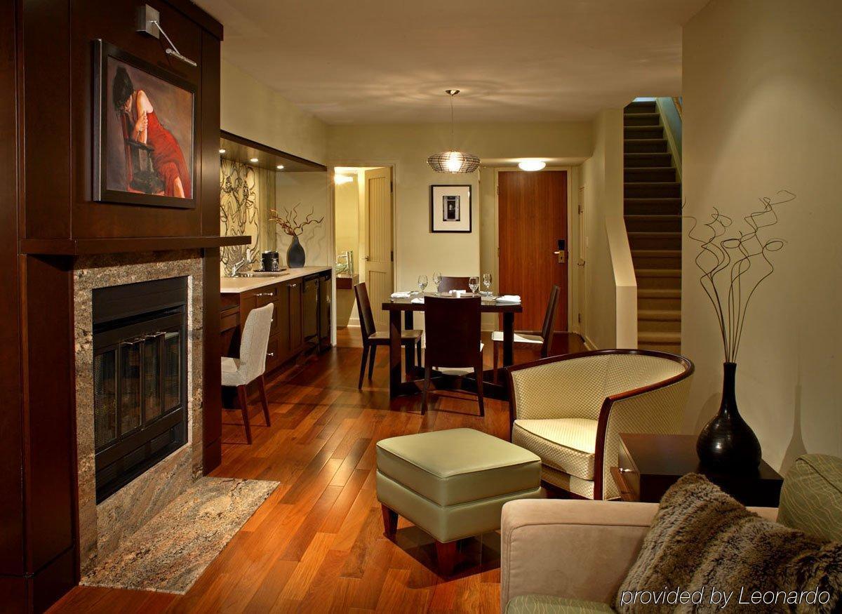 Taboo Muskoka Hotel Gravenhurst Interiør billede