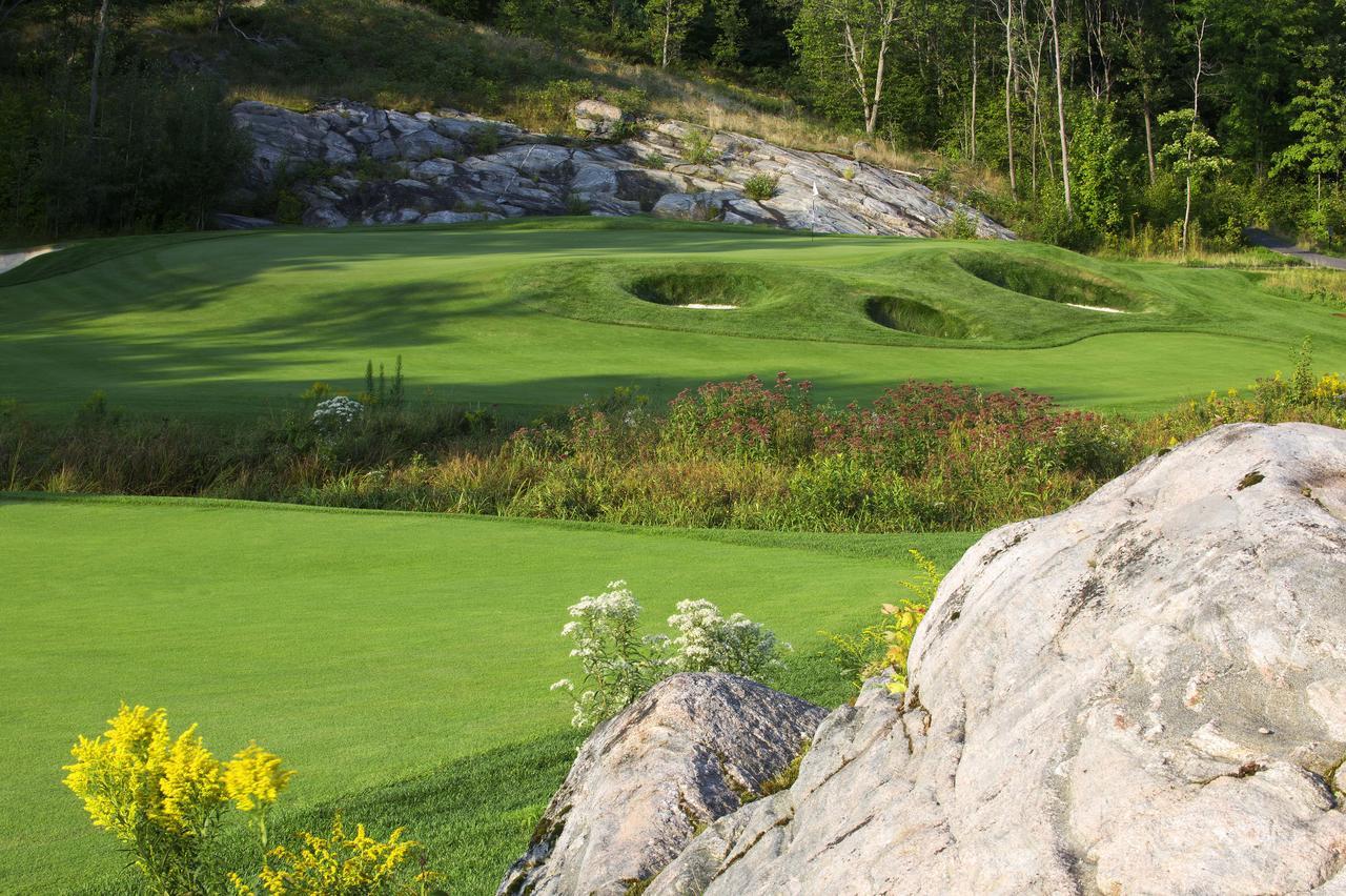 Taboo Muskoka Hotel Gravenhurst Eksteriør billede