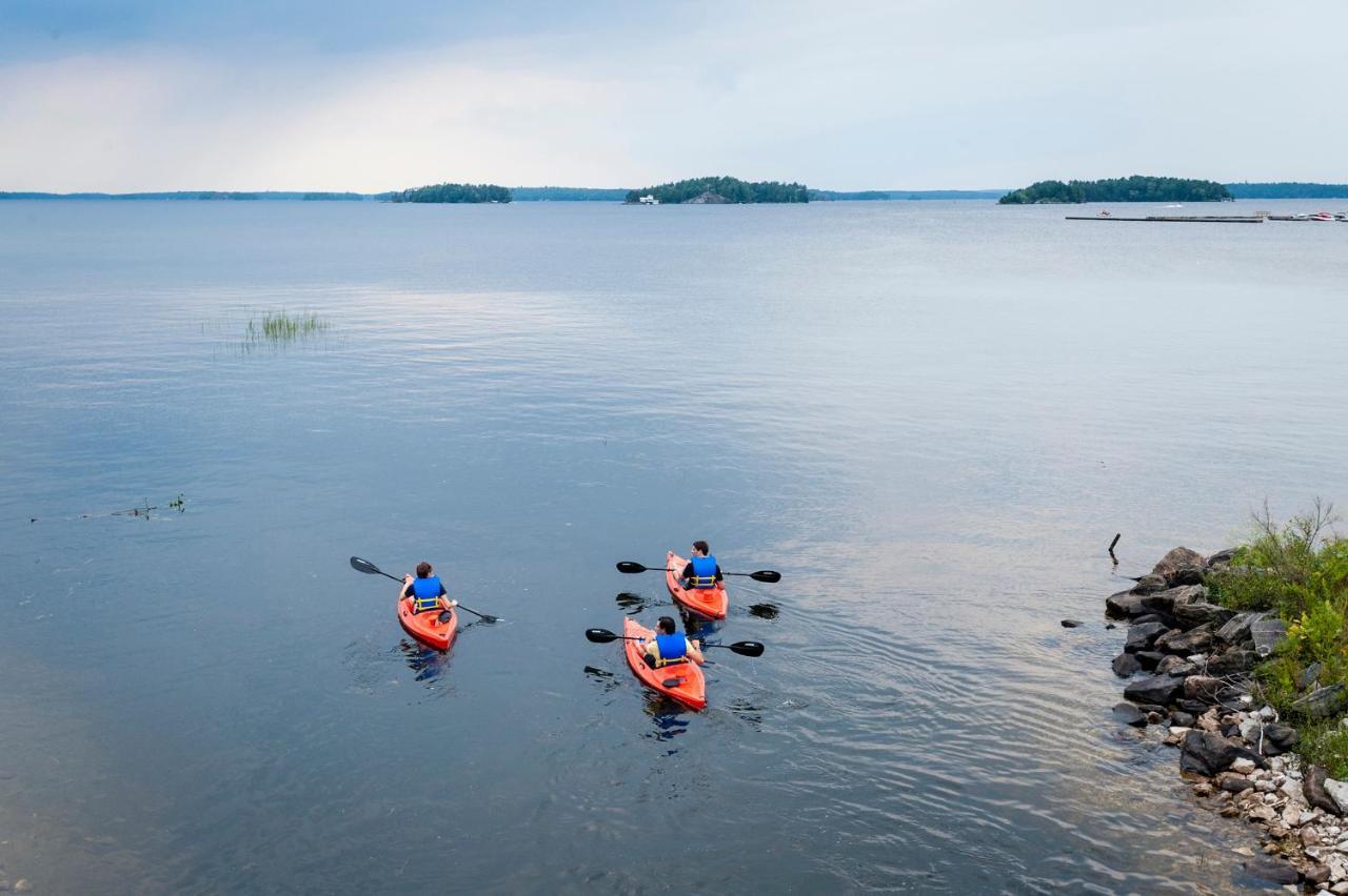 Taboo Muskoka Hotel Gravenhurst Eksteriør billede